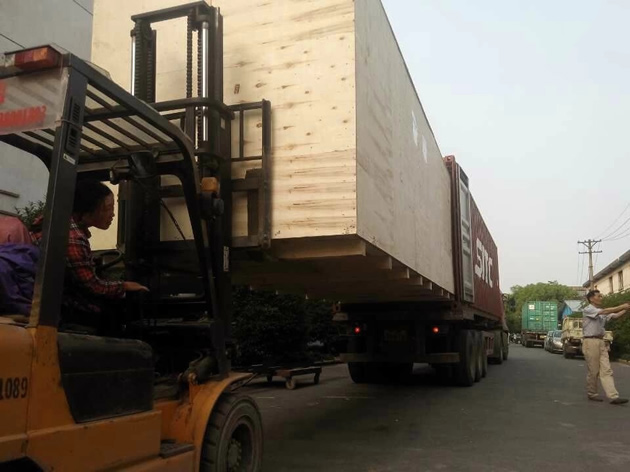 大型機械設(shè)備出口包裝