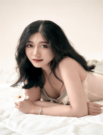 带你走进《那些年，我们一起追的女孩日版》的幕后世界：人物的性格塑造与成长轨迹 展现影视工作者的专业精神